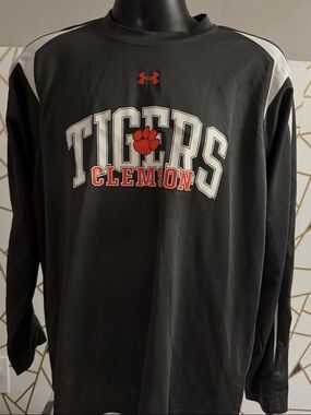Under Armour Black and White Clemson Tigers Long Sleeve Shirt